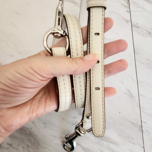 Like New Rare Coach Signature C's White & Cream Shoulder Bag Purse - Picture 11 of 16